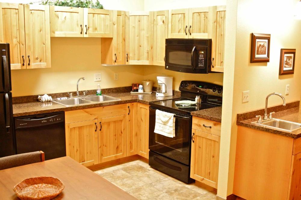Deluxe Two Bedroom Suite interior